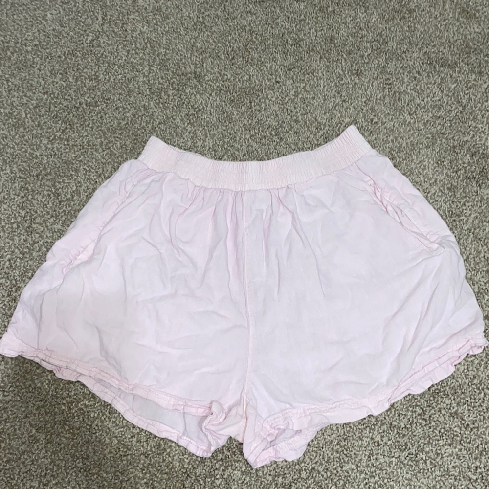urban outfitters pink shorts